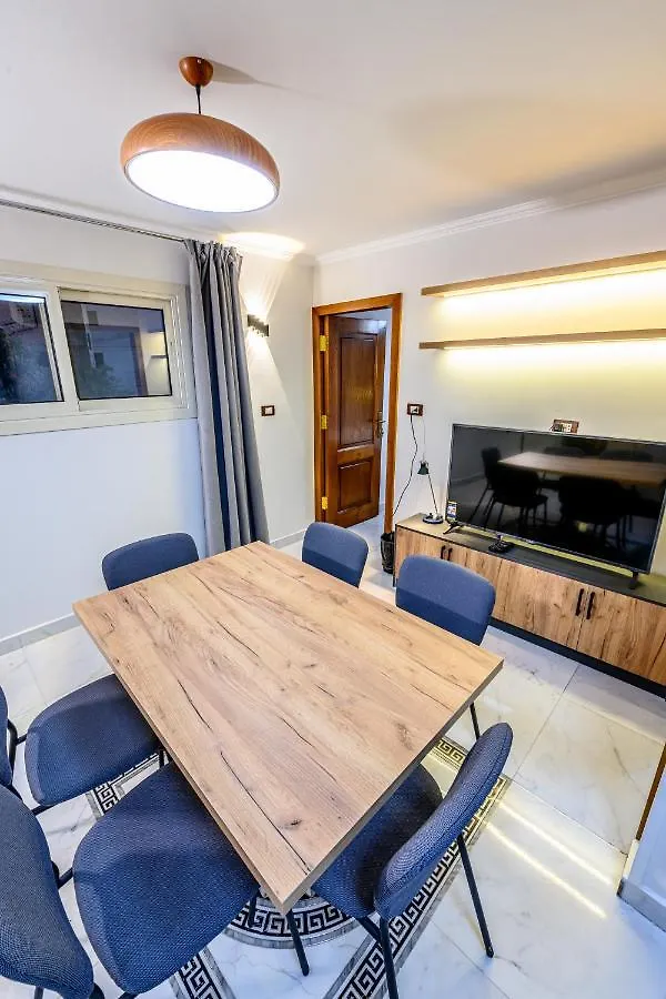 Rhapsody Of Luxor Apartment